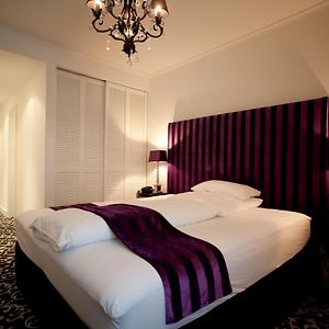 Kamer met een King Size Bed